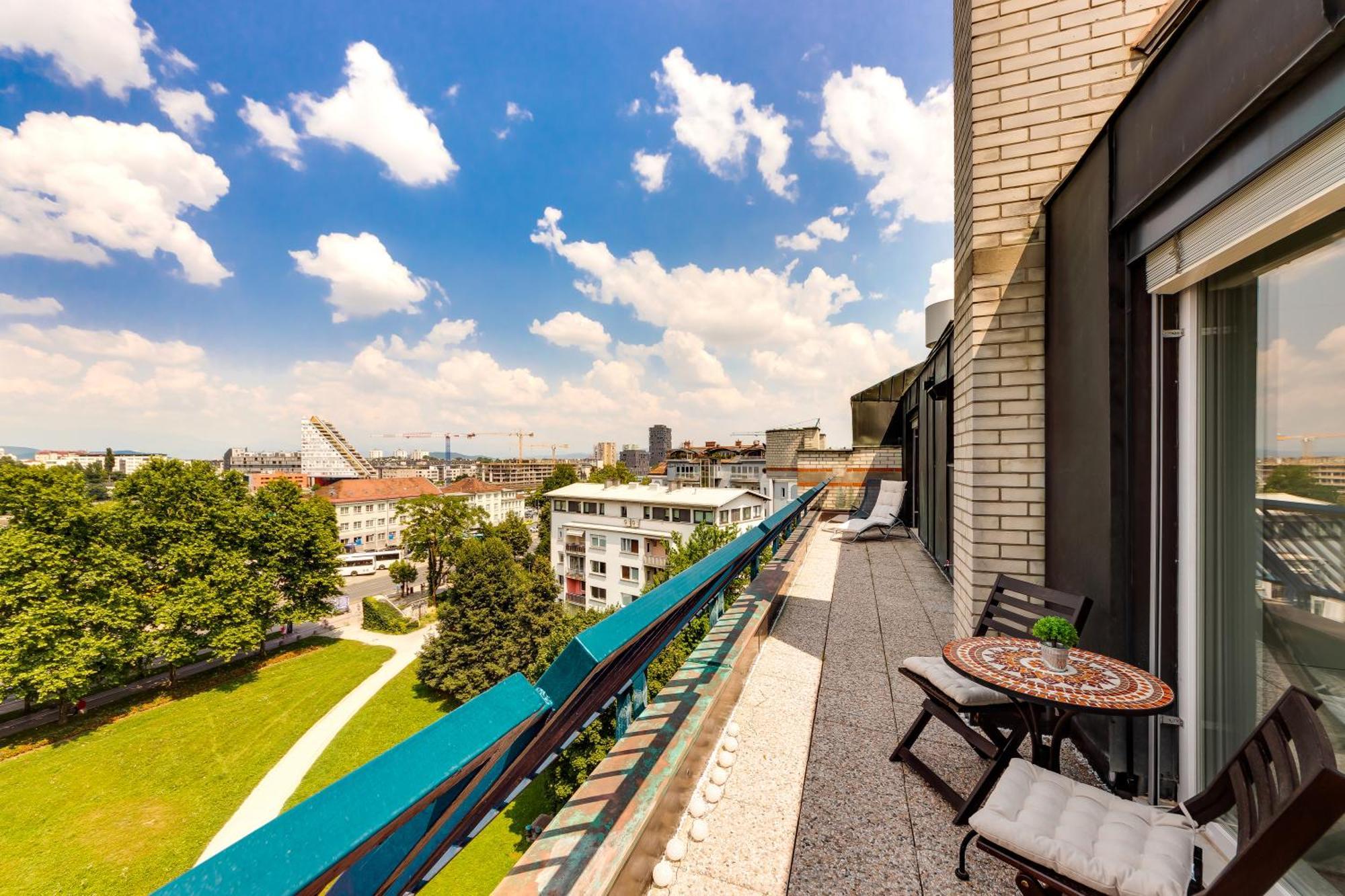 Luxe Penthouse With A Castle View Ljubljana Buitenkant foto